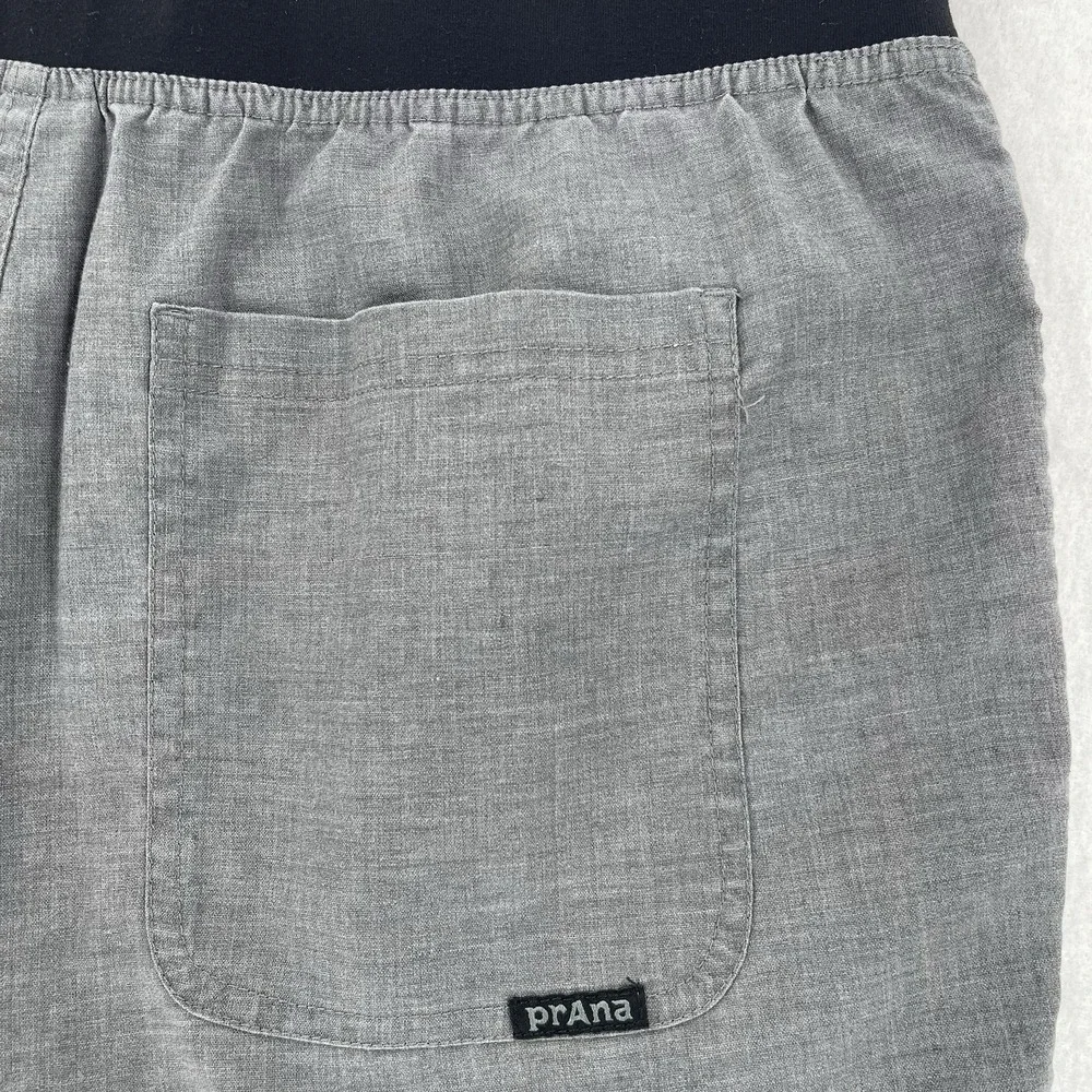 Prana Vaha Shorts Mens Small Gray Performance Stretch Yoga Workout Athletic